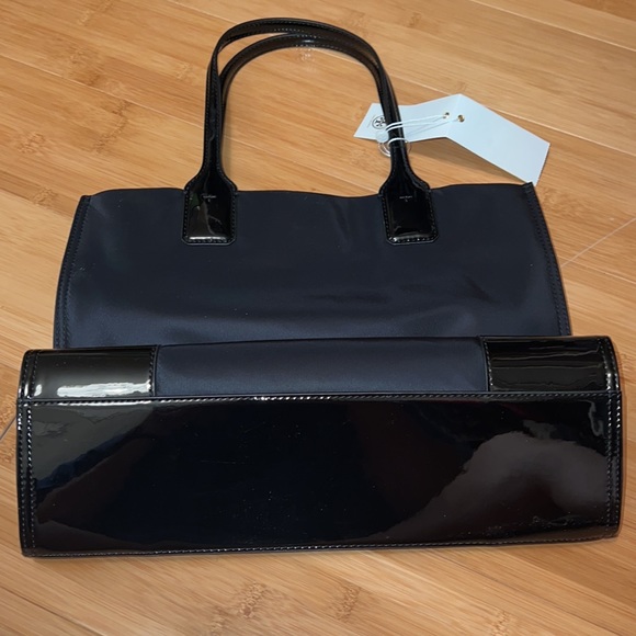 Tory Burch Ella Patent mini tote - Picture 5 of 8